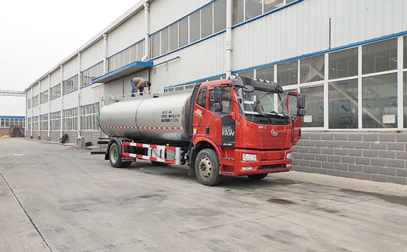 10噸生鮮乳罐車