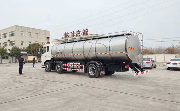 鮮奶罐裝運輸一體車