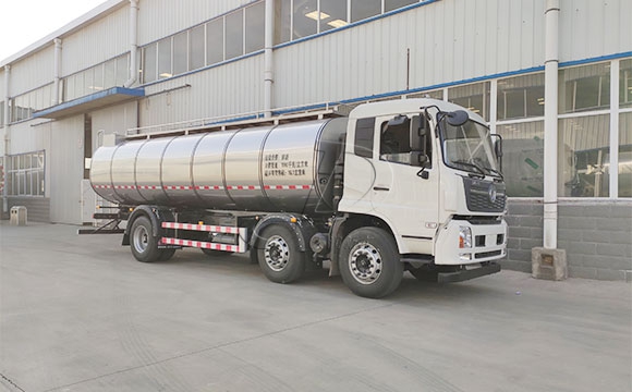 前四后四一體<a href=http://www.3322ll.com/ target=_blank class=infotextkey>鮮奶運輸車</a>