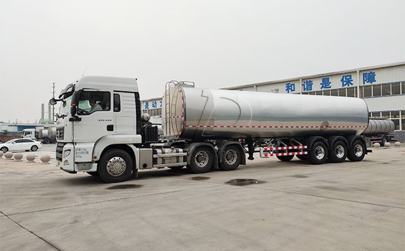 重型牽引奶罐車(chē)