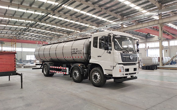車罐一體<a href=http://www.3322ll.com/ target=_blank class=infotextkey>鮮奶運(yùn)輸車</a>