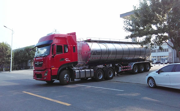 生鮮奶保溫液罐車
