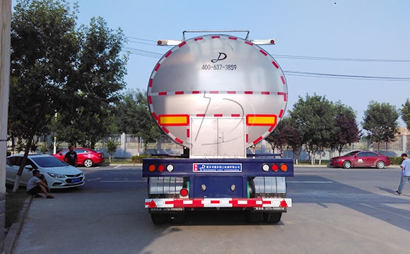 生鮮奶保溫液罐車