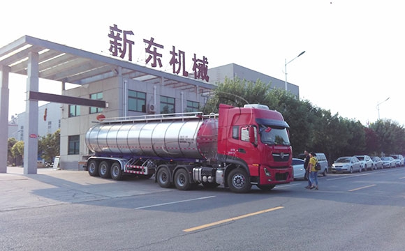 生鮮奶保溫液罐車