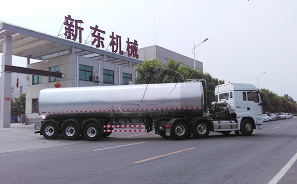 半掛牛奶運輸專用罐車