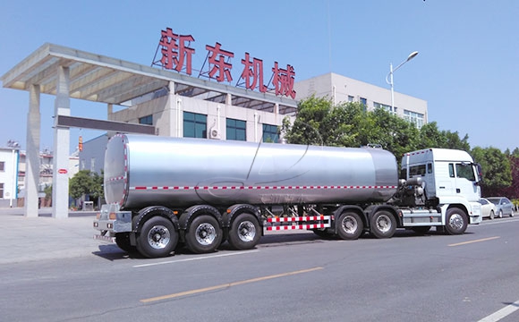 38噸牛奶半掛運輸車