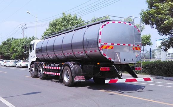 牛奶不銹鋼保溫罐車