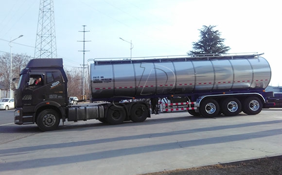 半掛原奶運輸液罐車