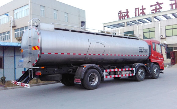 牛奶運輸一體罐車