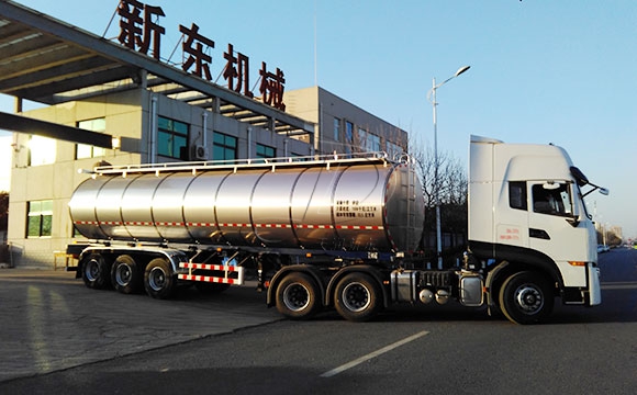 牛奶保鮮運輸車