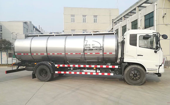 車罐一體<a href=http://www.3322ll.com/ target=_blank class=infotextkey>牛奶運輸車</a>