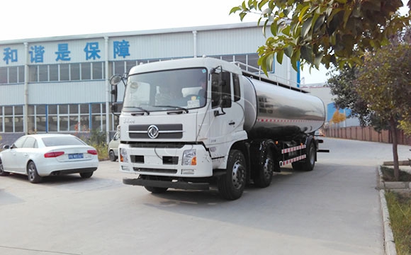 鮮奶冷藏運輸車