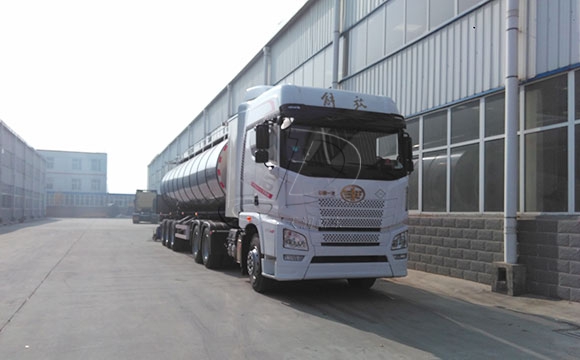 <a href=http://www.3322ll.com/ target=_blank class=infotextkey>牛奶運輸車</a>