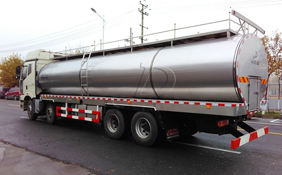 <a href=http://www.3322ll.com/ target=_blank class=infotextkey>牛奶運輸車</a>