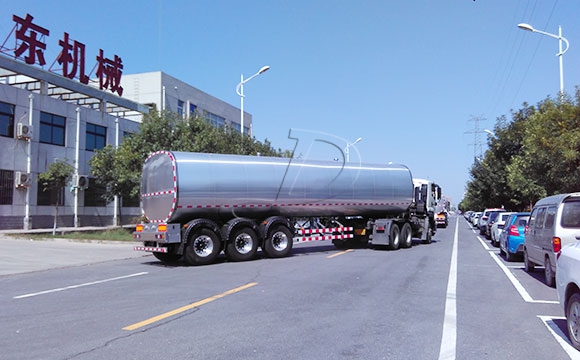 <a href=http://www.3322ll.com/ target=_blank class=infotextkey>牛奶運輸車</a>