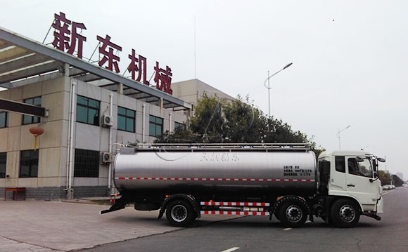 <a href=http://www.3322ll.com/ target=_blank class=infotextkey>牛奶運輸車</a>