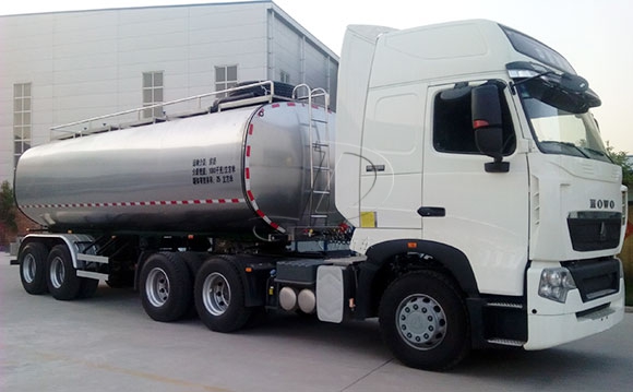 <a href=http://www.3322ll.com/ target=_blank class=infotextkey>牛奶運輸車</a>