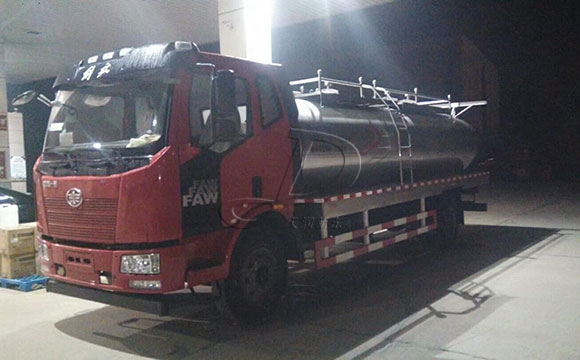 <a href=http://www.3322ll.com/ target=_blank class=infotextkey>鮮奶運輸車</a>