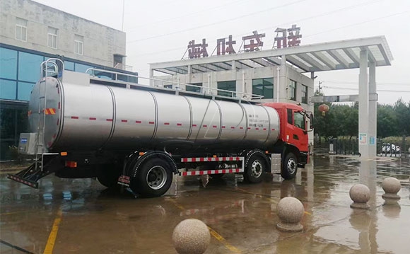 鮮奶運輸專用車