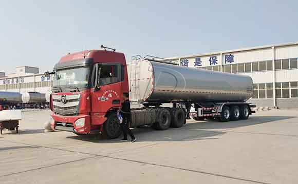 液態(tài)食品運輸車