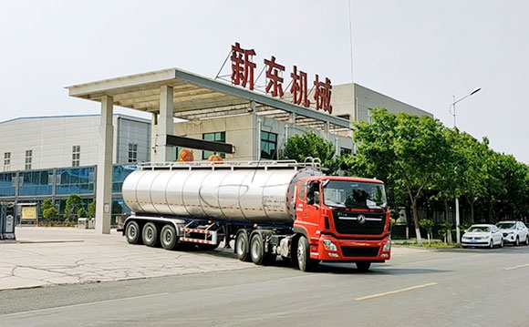 半掛奶罐車
