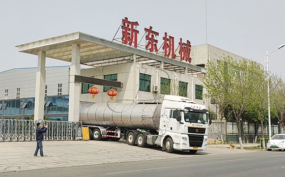 半掛奶罐車