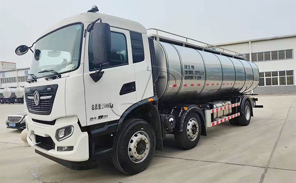 東風天錦<a href=http://www.3322ll.com/ target=_blank class=infotextkey>鮮奶運輸車</a>