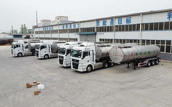 半掛奶罐車