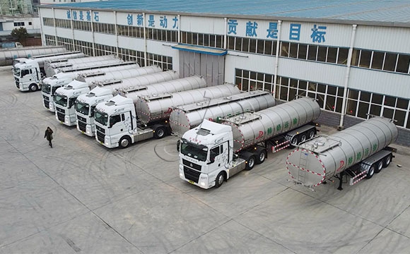 半掛奶罐車