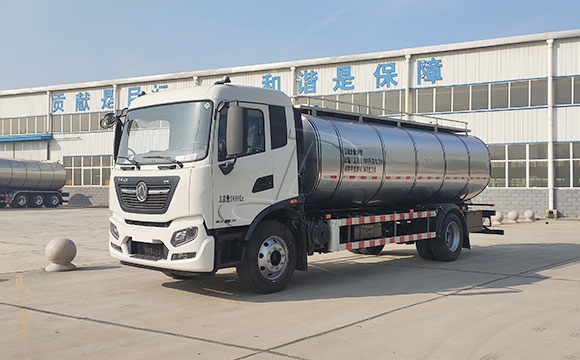 車罐一體<a href=http://www.3322ll.com/ target=_blank class=infotextkey>鮮奶運輸車</a>