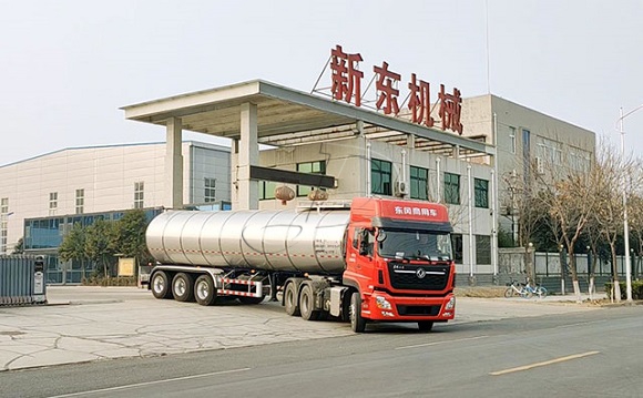 半掛奶罐車