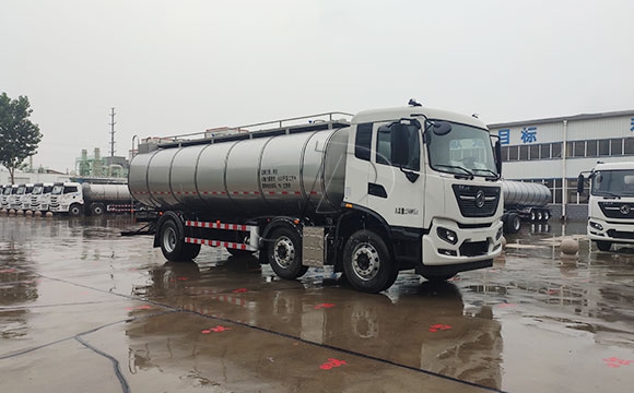 前四后四<a href=http://www.3322ll.com/ target=_blank class=infotextkey>鮮奶運輸車</a>