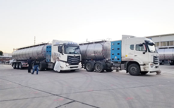 半掛奶罐車