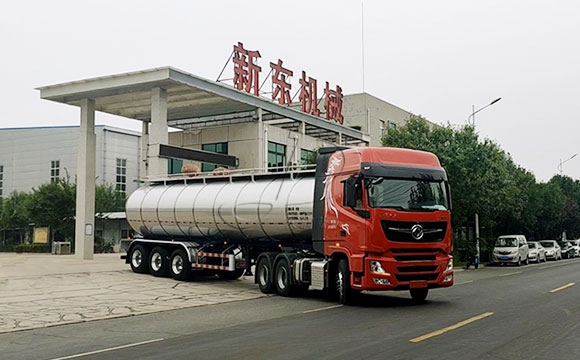 牛奶運輸半掛車