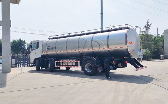 牛奶保溫運輸罐車
