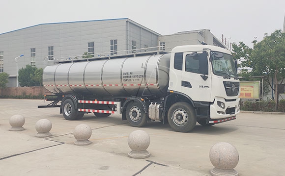 車罐一體<a href=http://www.3322ll.com/ target=_blank class=infotextkey>牛奶運輸車</a>