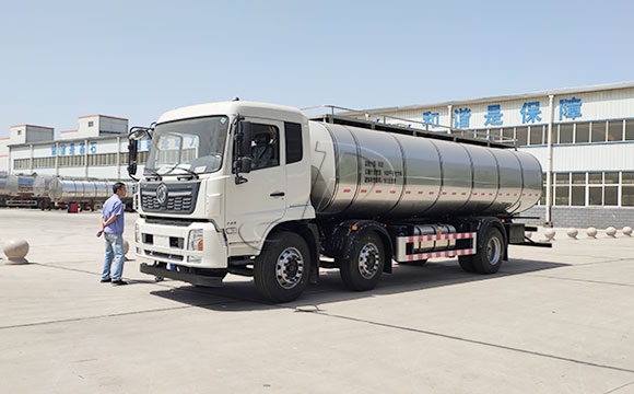 國五奶罐一體車