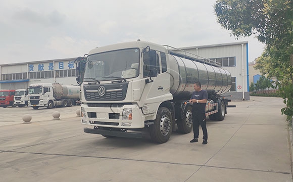 國五奶罐車