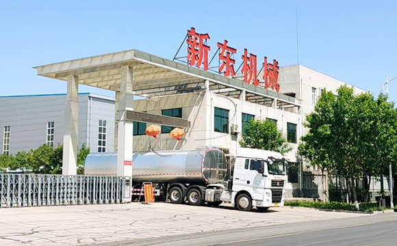 罐裝送奶車