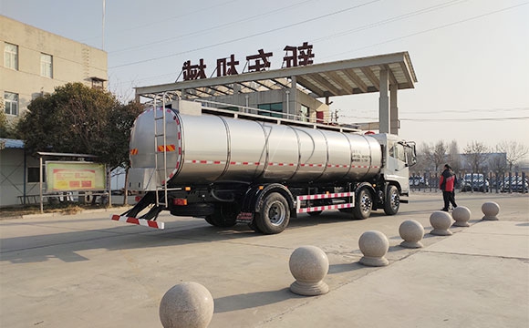 車罐一體奶罐車