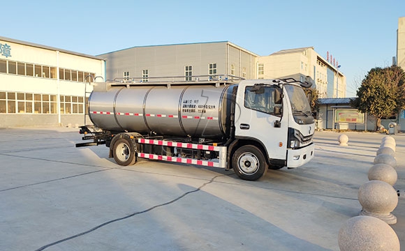 駝奶運輸車