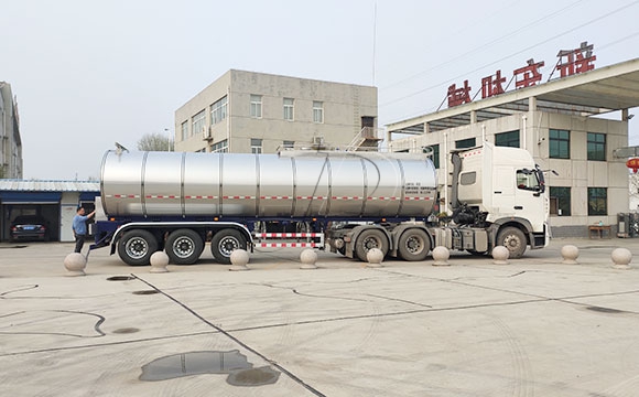 半掛鮮奶直通車