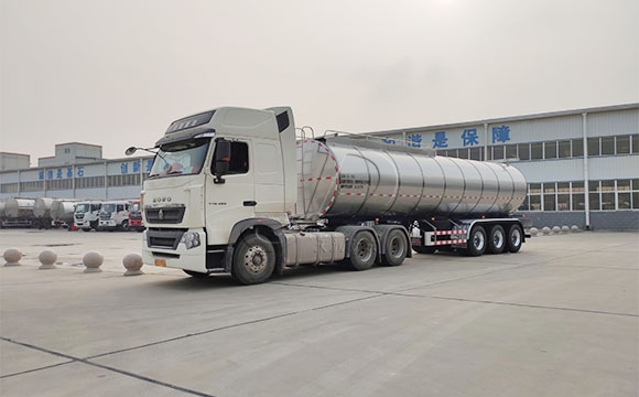 半掛鮮奶直通車