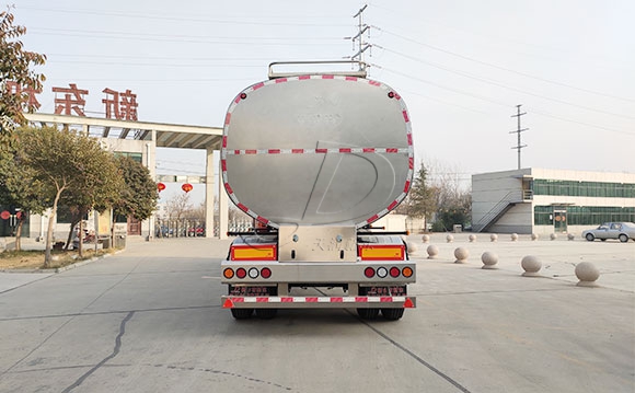 <a href=http://www.3322ll.com/ target=_blank class=infotextkey>鮮奶運輸車</a>