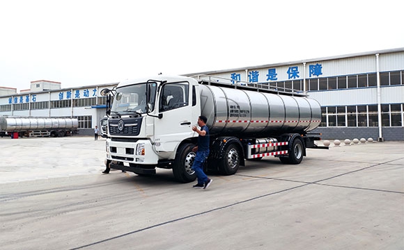 東風16噸連體奶罐車