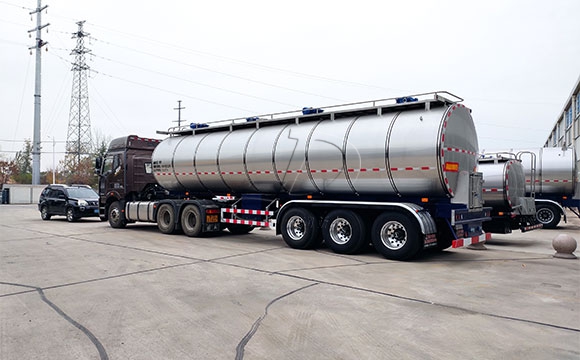 淀粉乳保溫運輸罐車