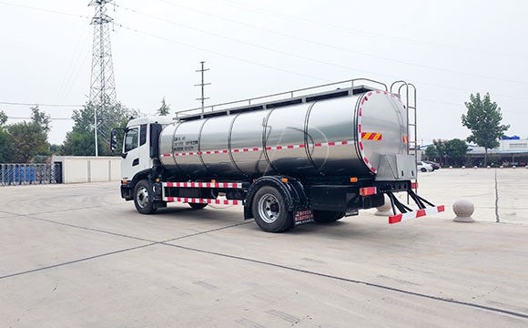 牛奶一體罐運輸車