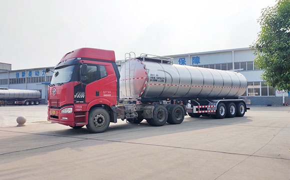 33方鮮奶槽罐車