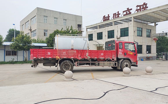 不銹鋼臥式保溫罐