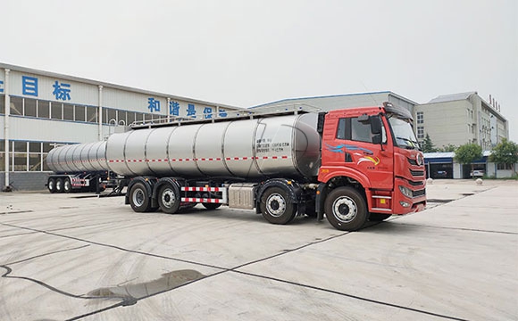 車罐一體生鮮乳拉運車